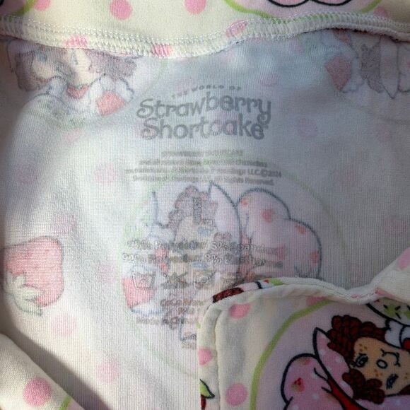 Strawberry shortcake Pajama Top Lg Short Sleeve - Picture 3 of 6